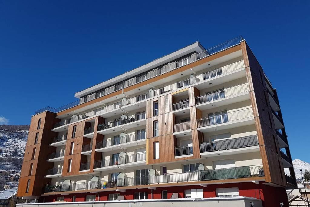 Appartement Le Michel Ange Бріансон Екстер'єр фото